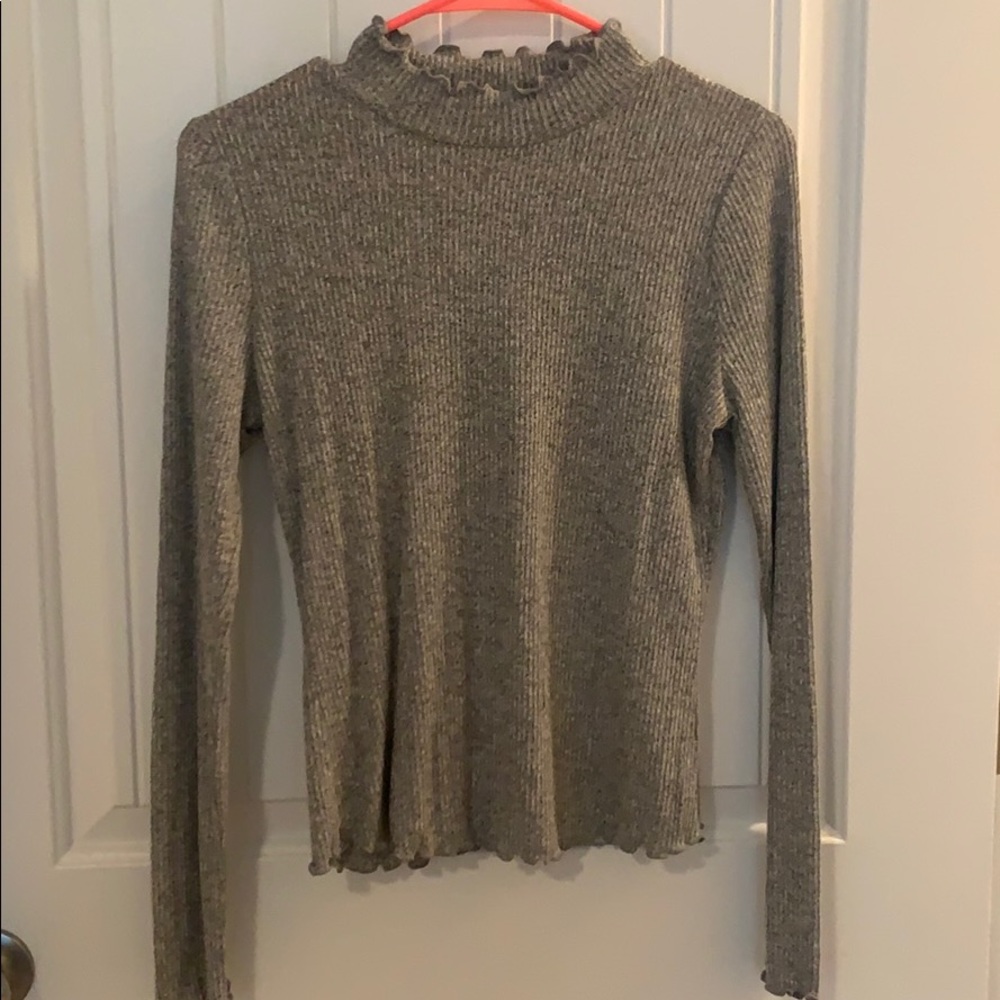 NWOT grey sweater